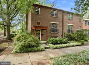 11741 N Shore Dr - Photo 1 of 1