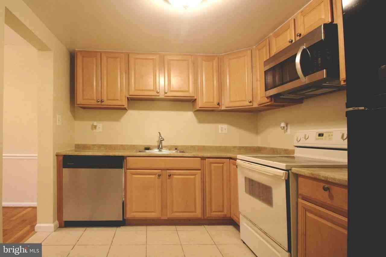 316 Cherry Ct - Photo 7 of 37