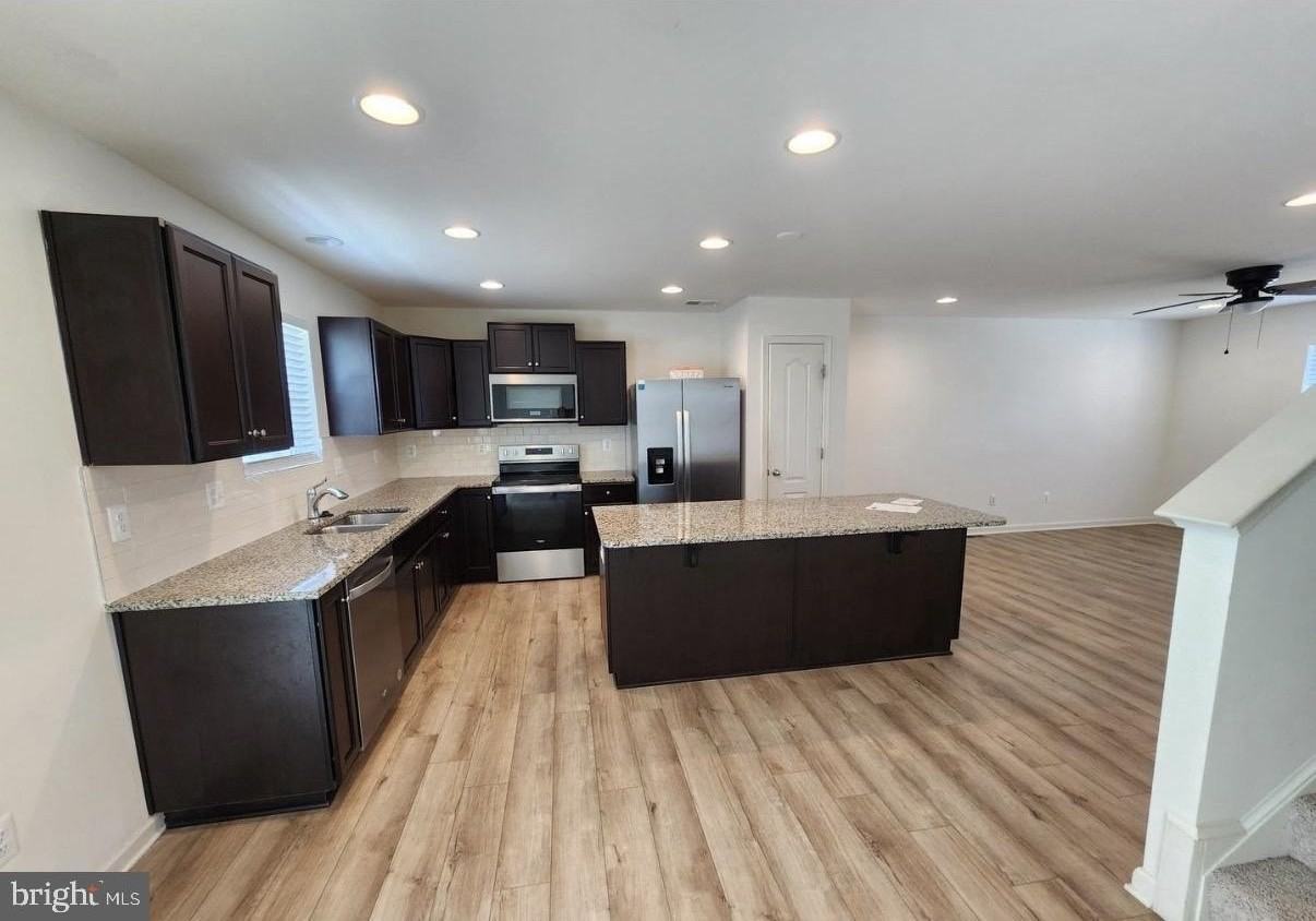 62 BELMONT Place - Photo 3 of 20