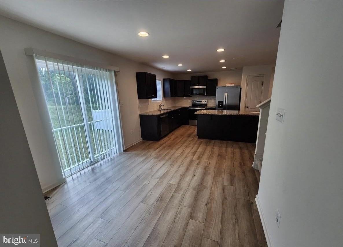 62 BELMONT Place - Photo 5 of 20