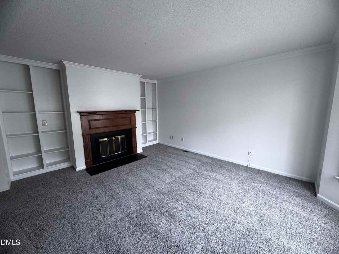 4110 Kaplan Dr - Photo 3 of 16