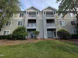 featured image of 1411 Collegiate Cir #204