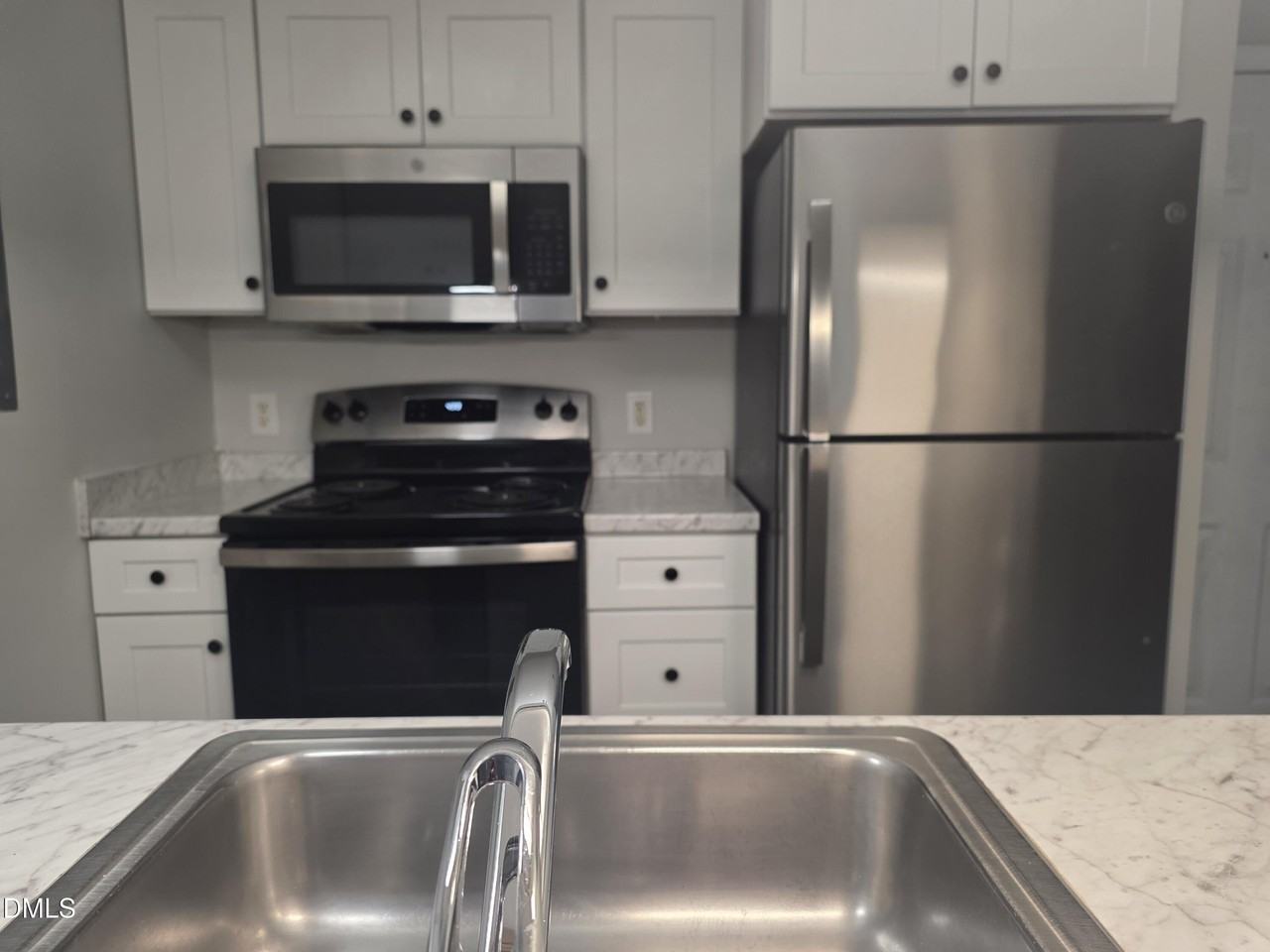 1411 Collegiate Cir #204 - Photo 2 of 15