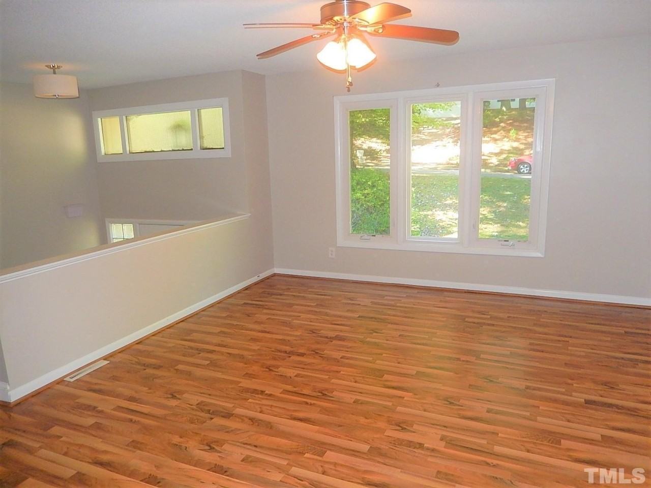 6704 Winding Trl - Photo 5 of 32