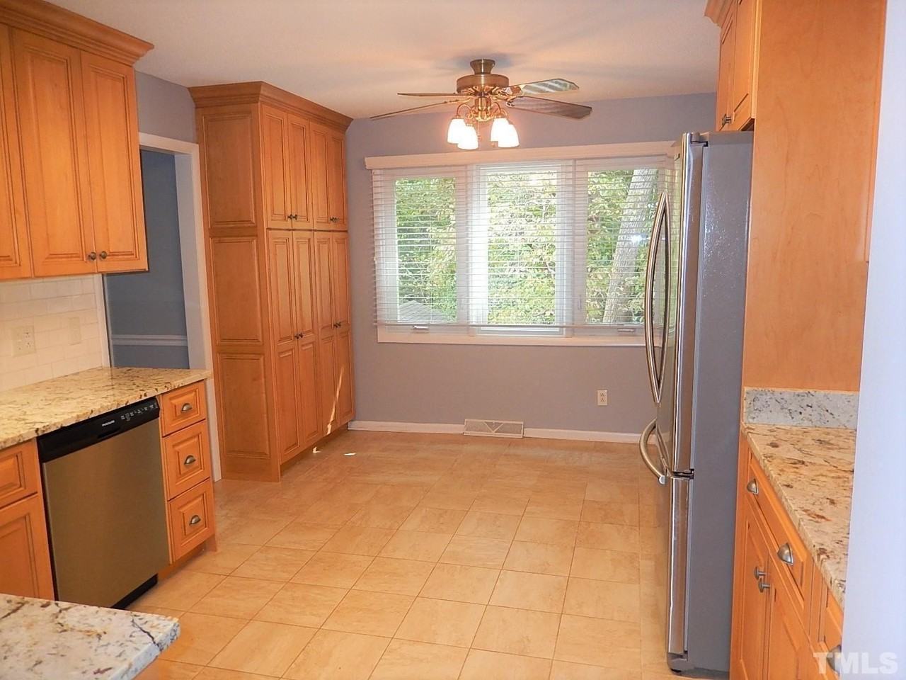 6704 Winding Trl - Photo 7 of 32