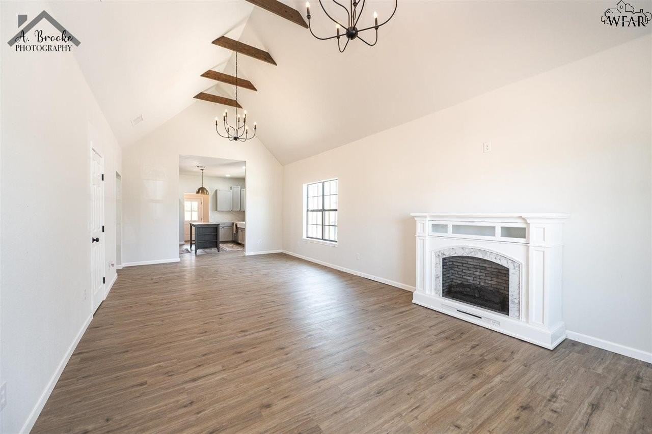 103 W Aldine St - Photo 5 of 30