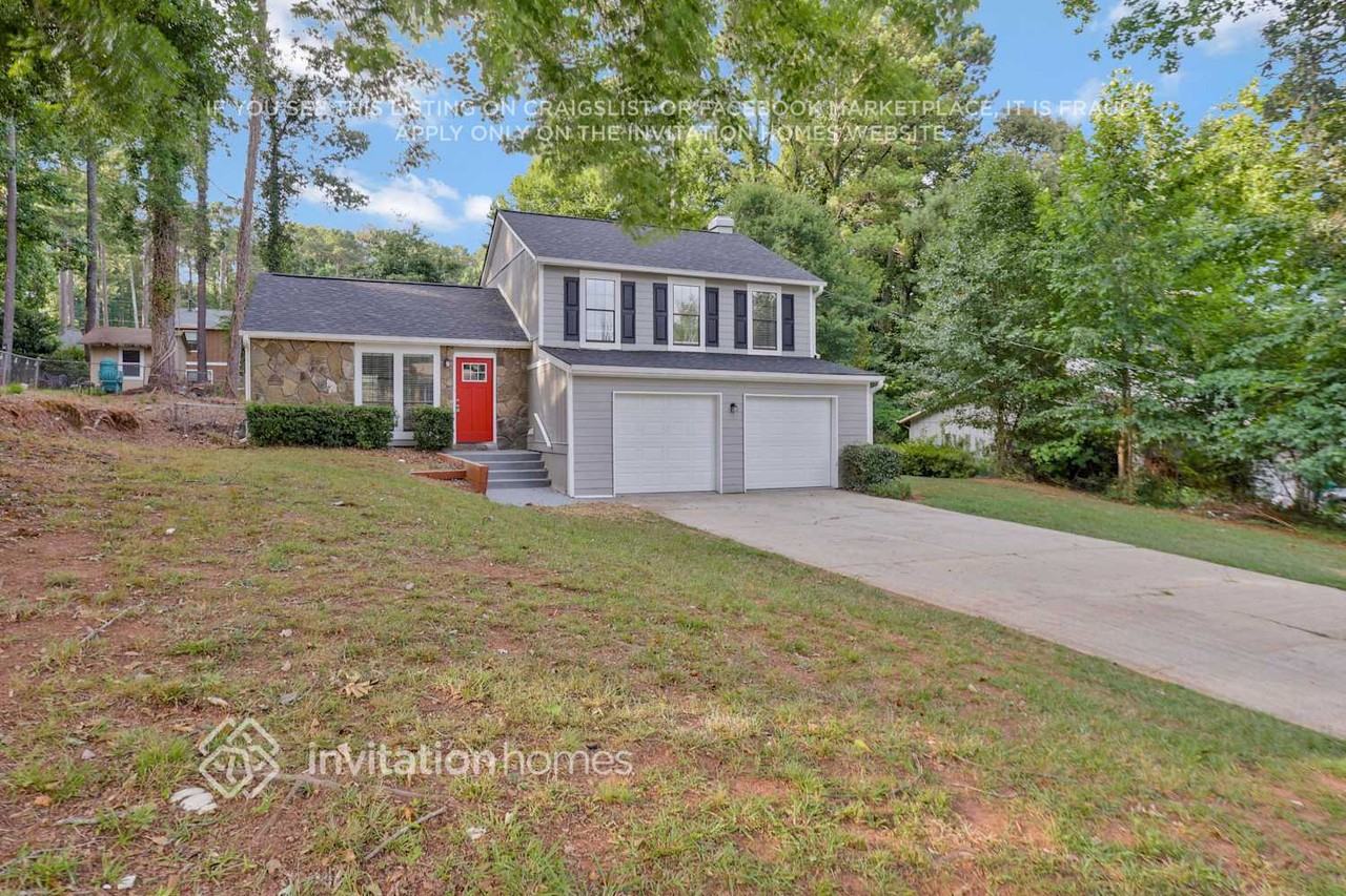 3920 Wood Path Ln - Photo 2 of 26