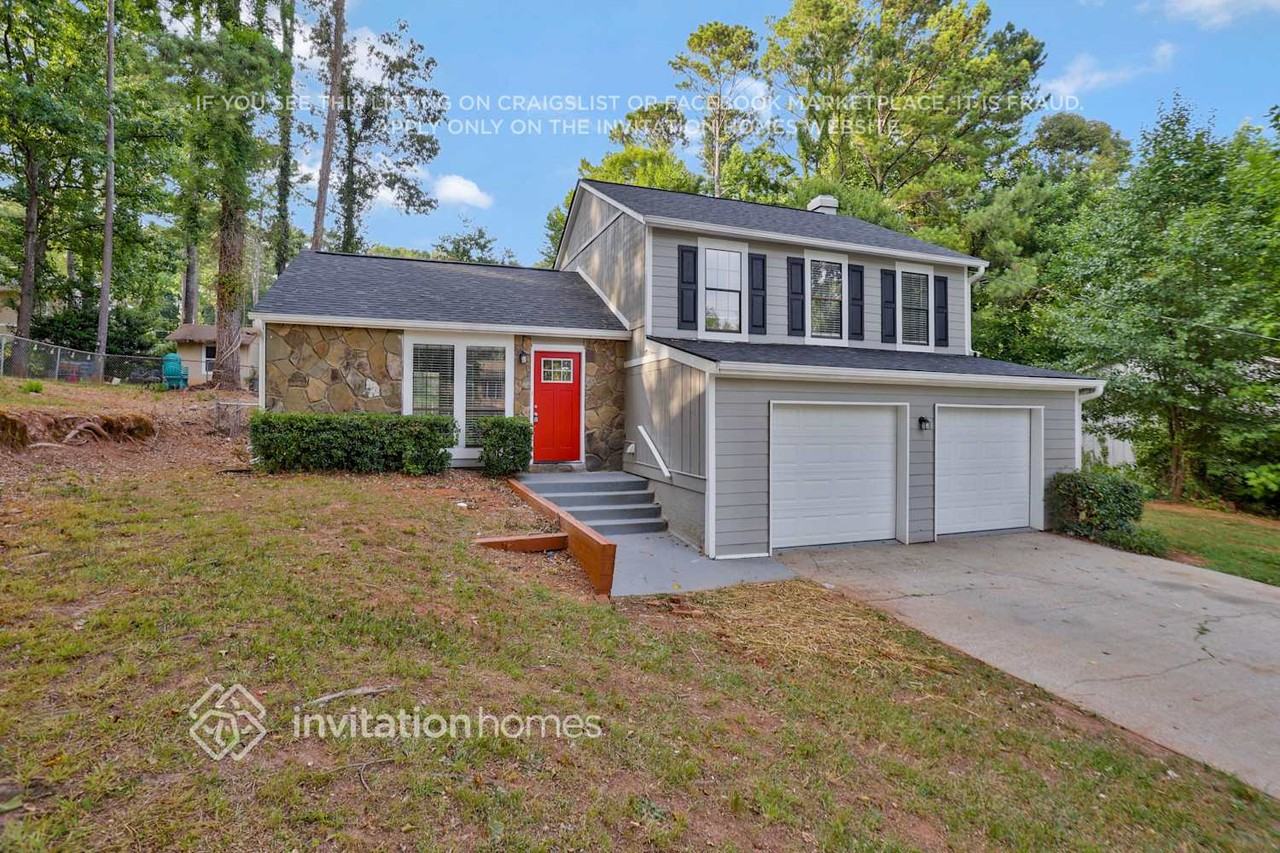 3920 Wood Path Ln - Photo 3 of 26