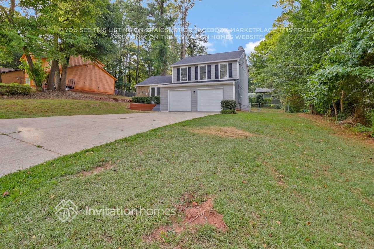 3920 Wood Path Ln - Photo 4 of 26