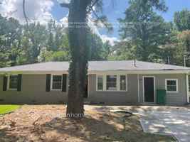 featured image of 1833 Rollingwood Dr Se