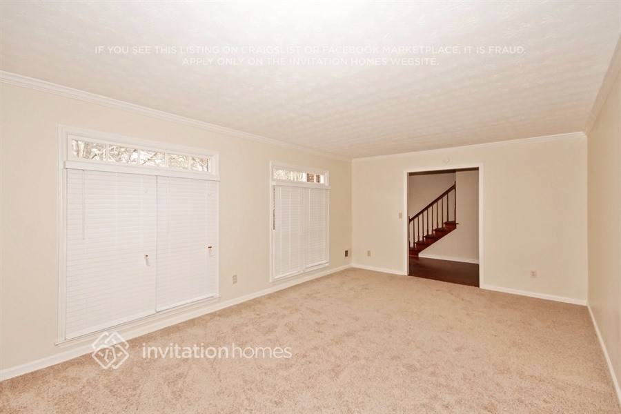 1480 Meadow Oak Dr - Photo 4 of 17