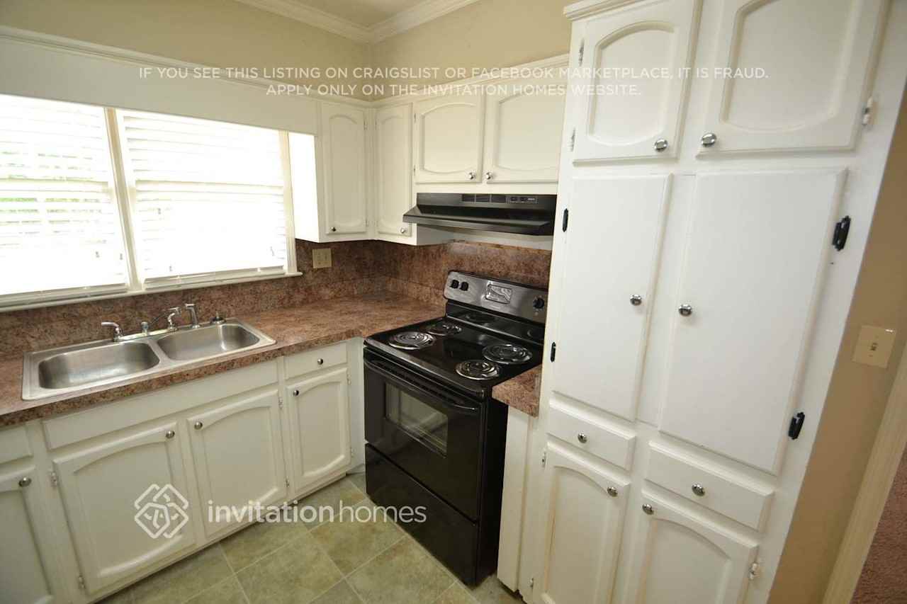 941 David Dr - Photo 5 of 11
