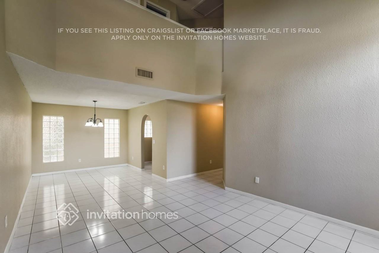 1614 Sw 158th Ter - Photo 4 of 18