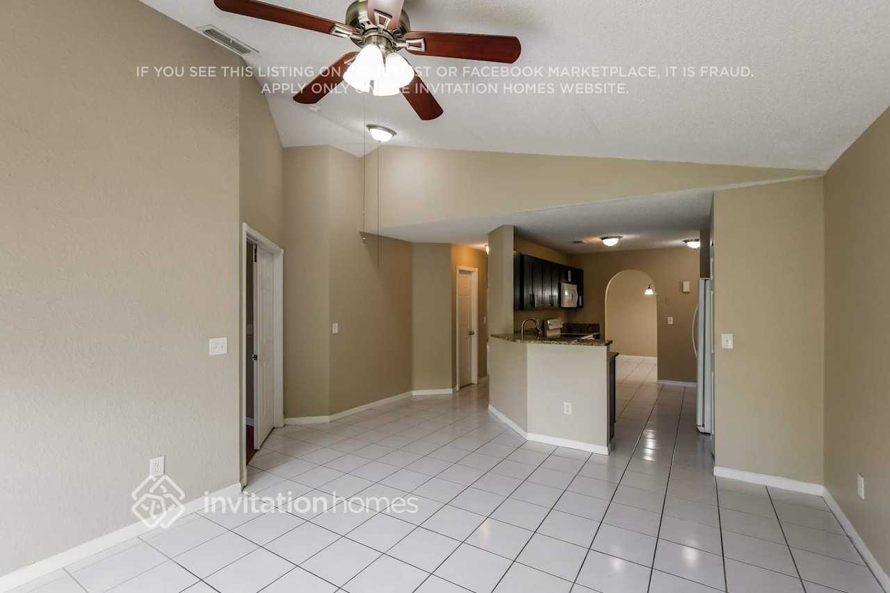 1614 Sw 158th Ter - Photo 6 of 18