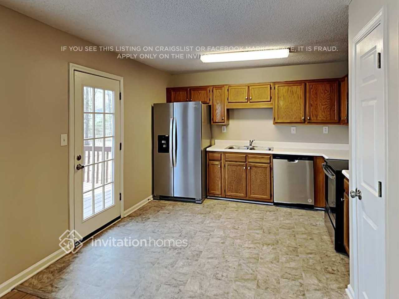 101 Brandon Woods Cir - Photo 6 of 20