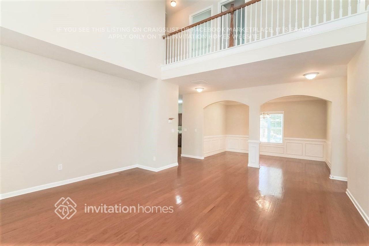3422 Rustic Trail Ln - Photo 4 of 18