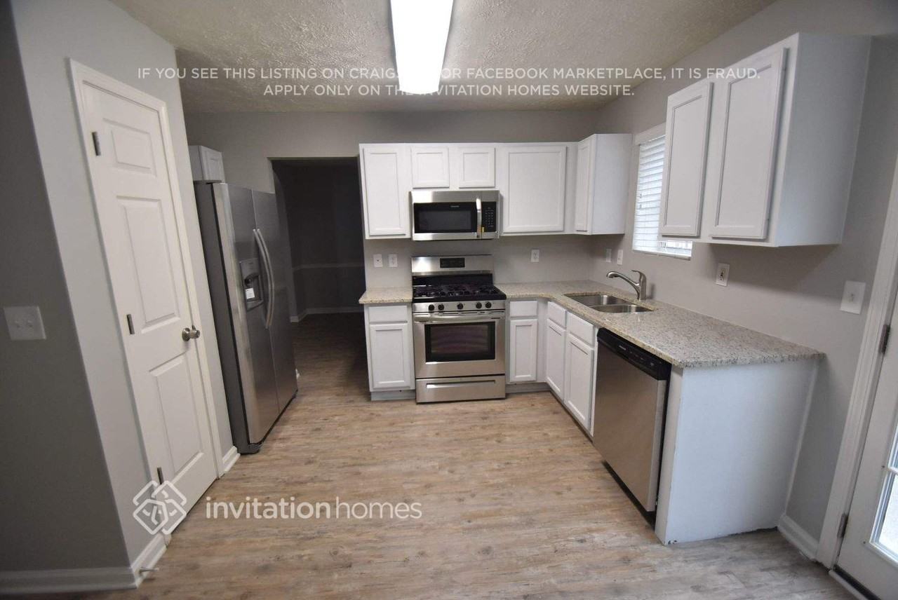 1186 Summerstone Trce - Photo 4 of 12