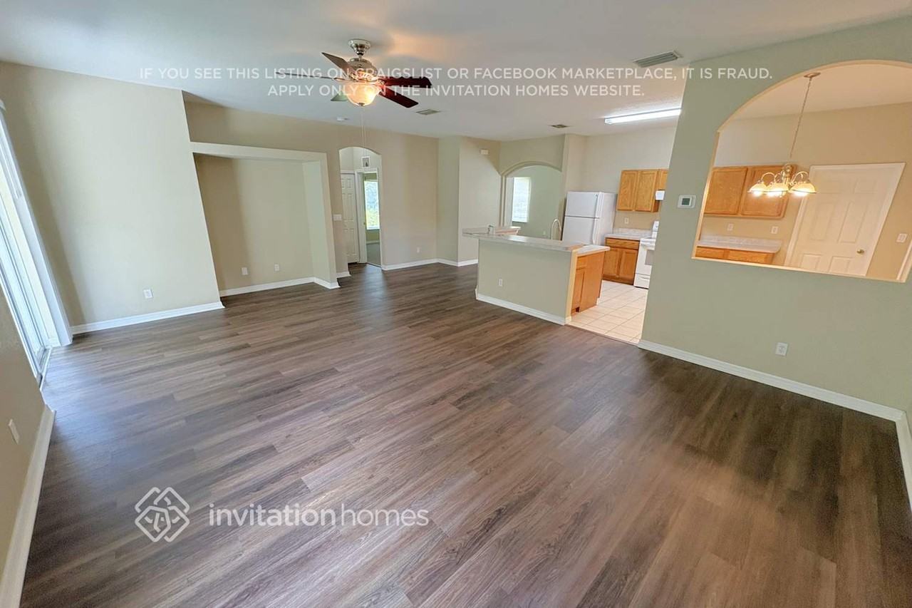 6048 Hornbuckle Blvd - Photo 2 of 15