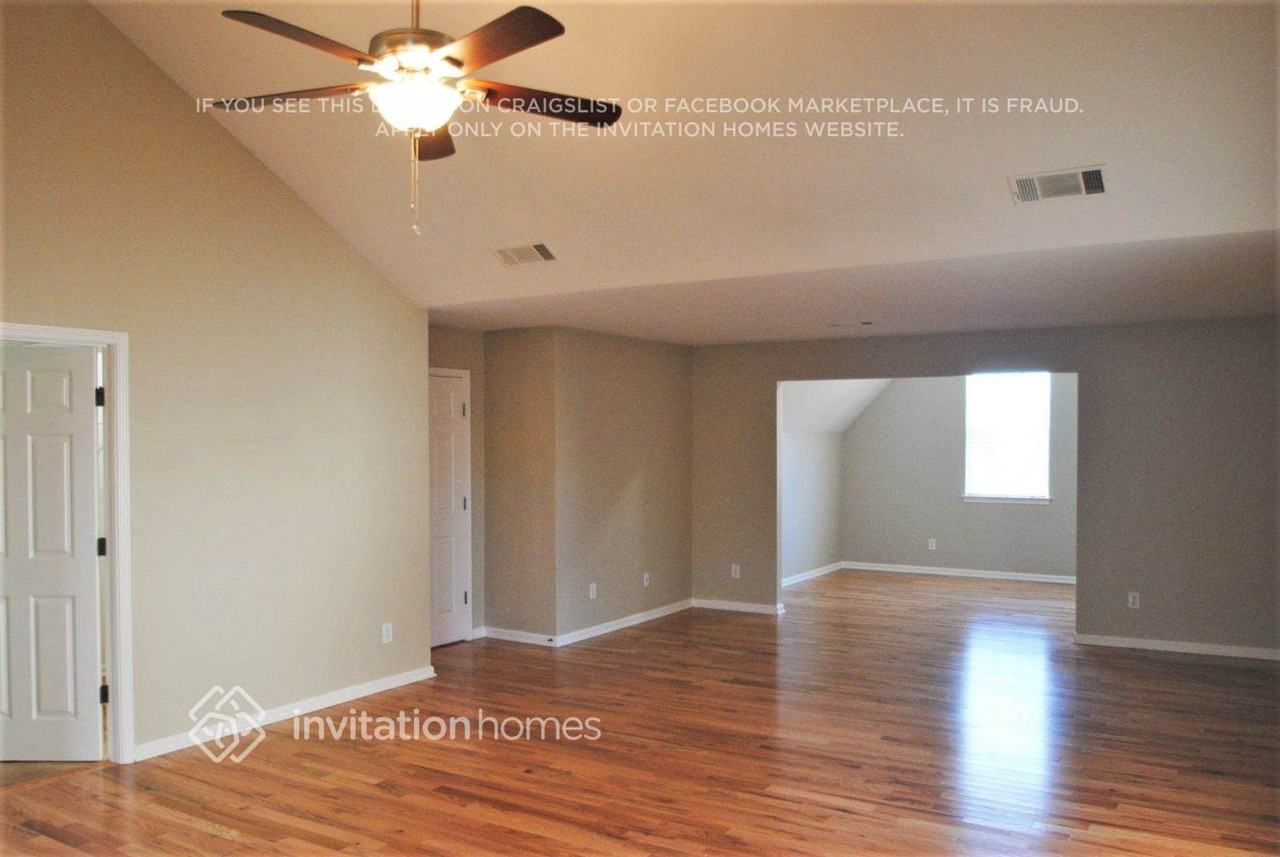 434 Farmwood Way - Photo 3 of 21