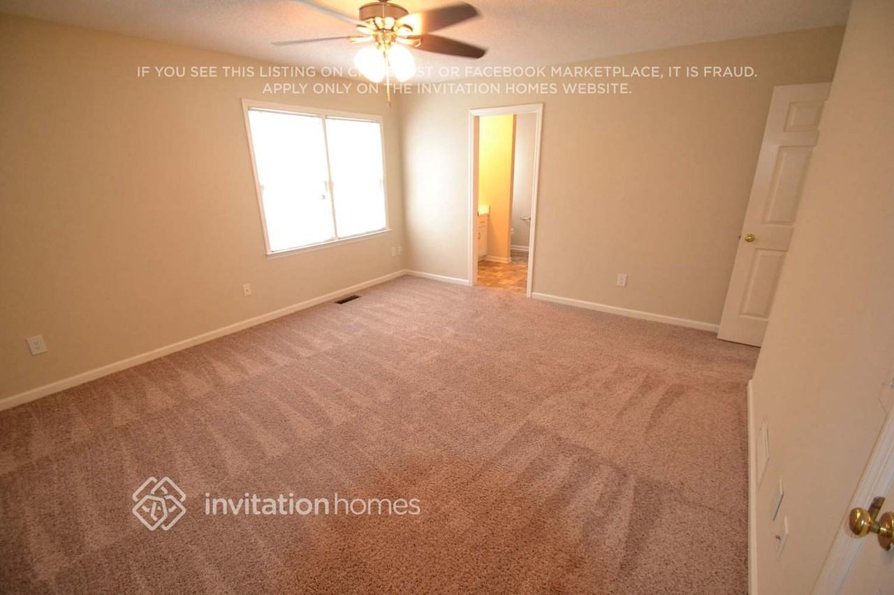 4902 Muirwood Dr - Photo 4 of 7