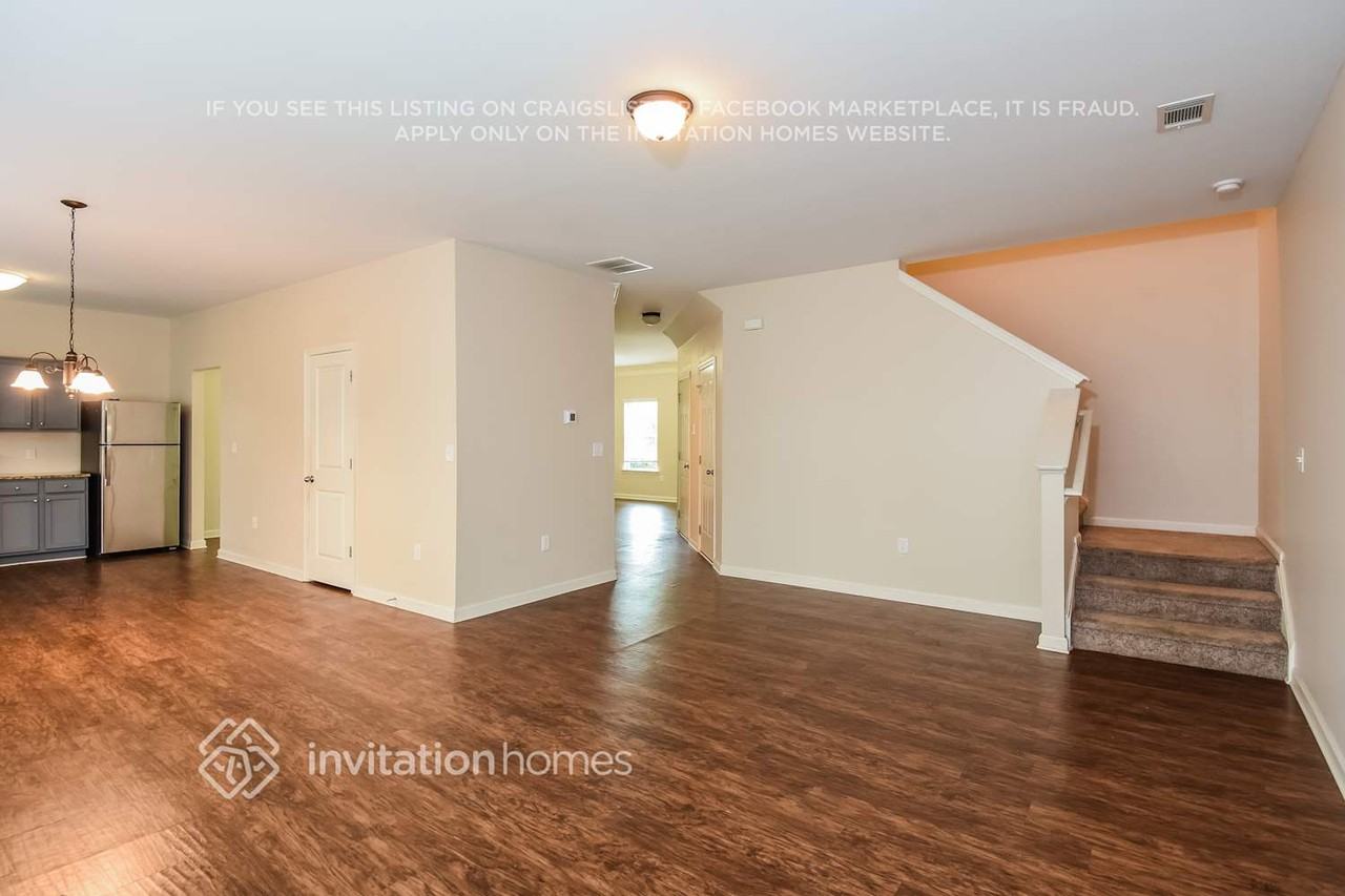 738 Rockingham Dr - Photo 7 of 18