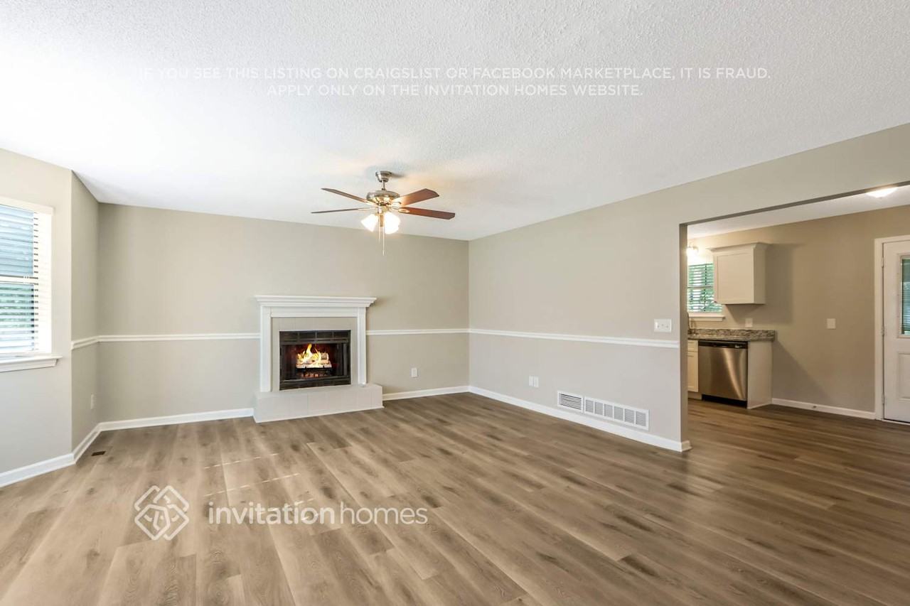 155 Russell Dr - Photo 5 of 26
