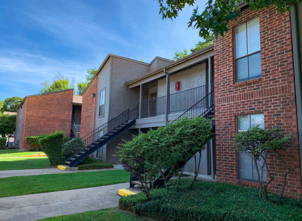 Misty Ridge Apartments - Photo 4 of 8