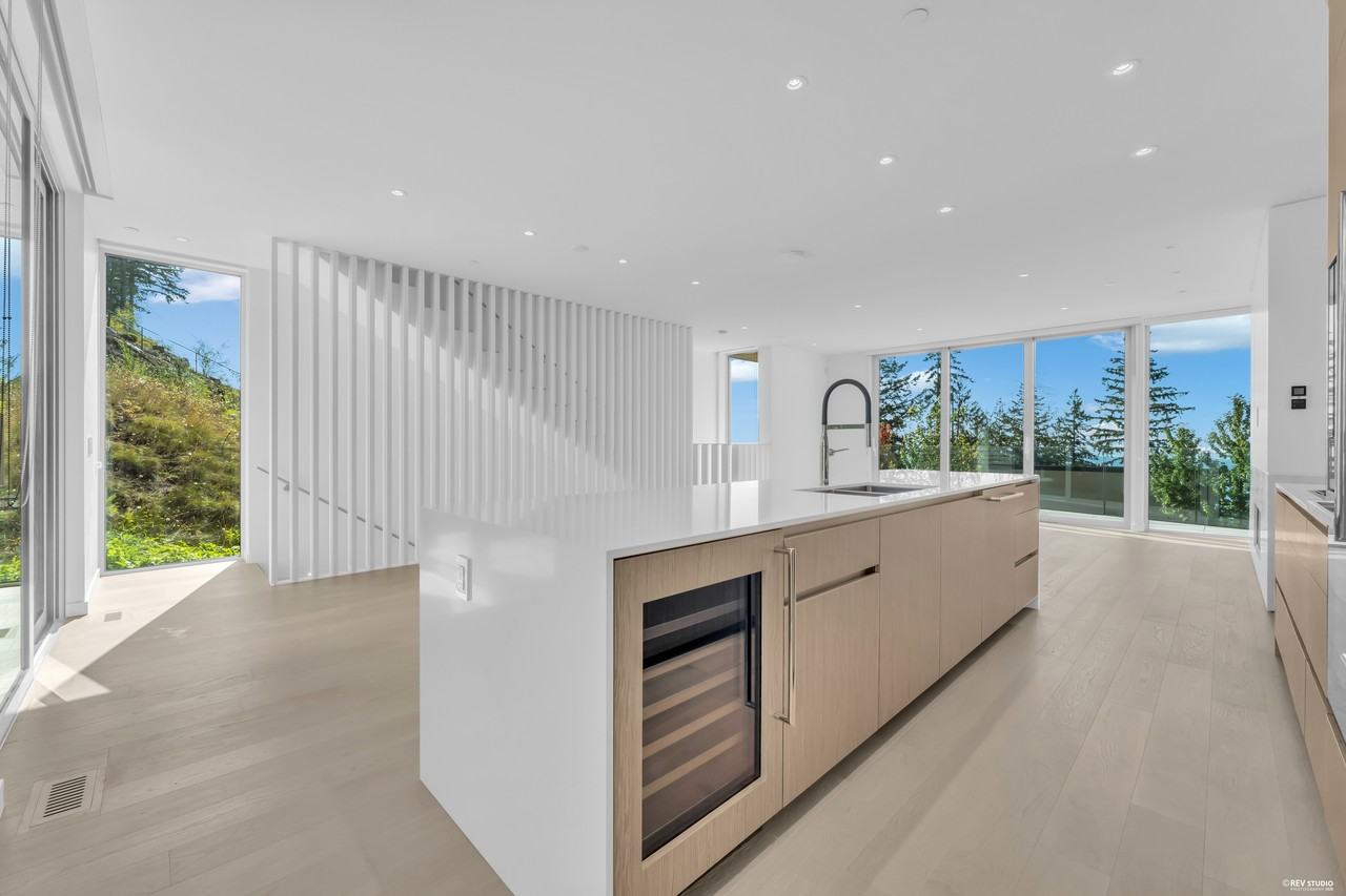 3317 Chippendale Road - Photo 7 of 25