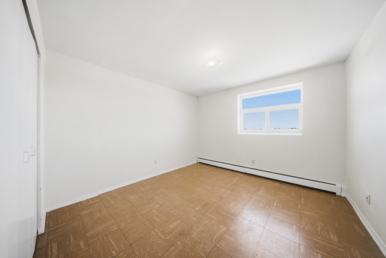 33 Dawson Road - Photo 5 of 14