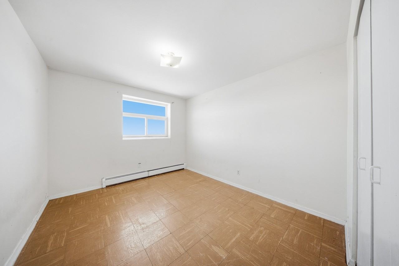 33 Dawson Road - Photo 7 of 14