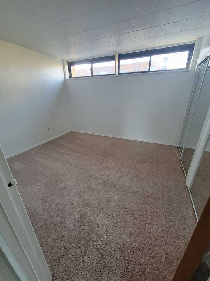 Treehouse Apartments - Photo 5 of 5