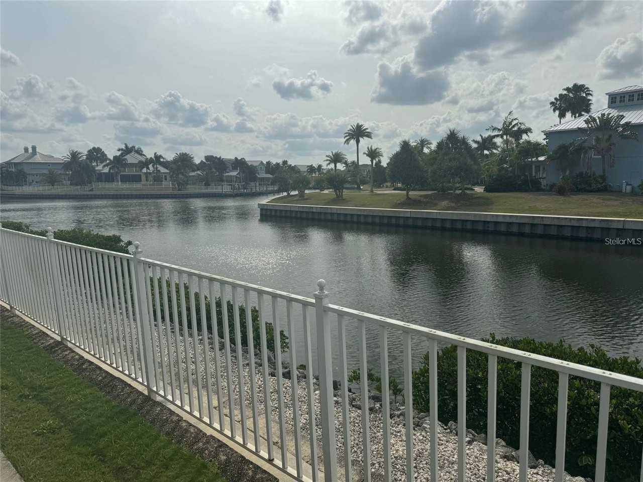 5714 Tides Pl - Photo 2 of 41