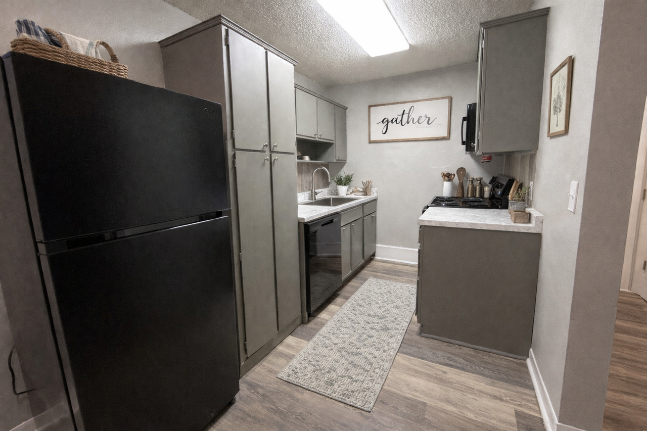 Wind Crest Apartments and Townhomes - Photo 5 of 50