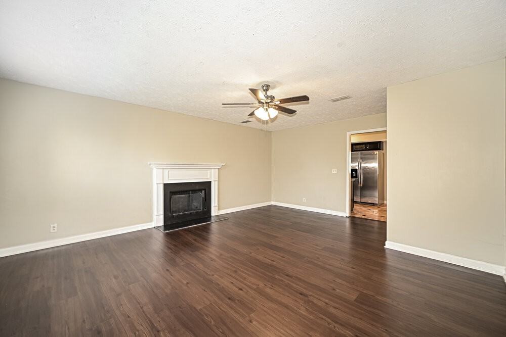 3119 Swilly Ct - Photo 5 of 17