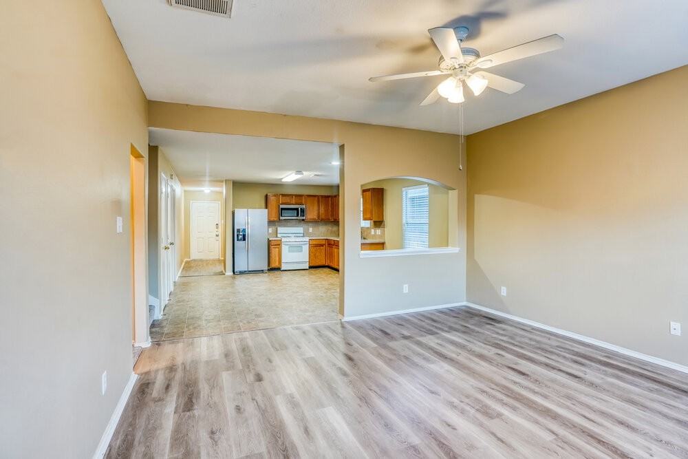 8223 Wainwright Way - Photo 5 of 17