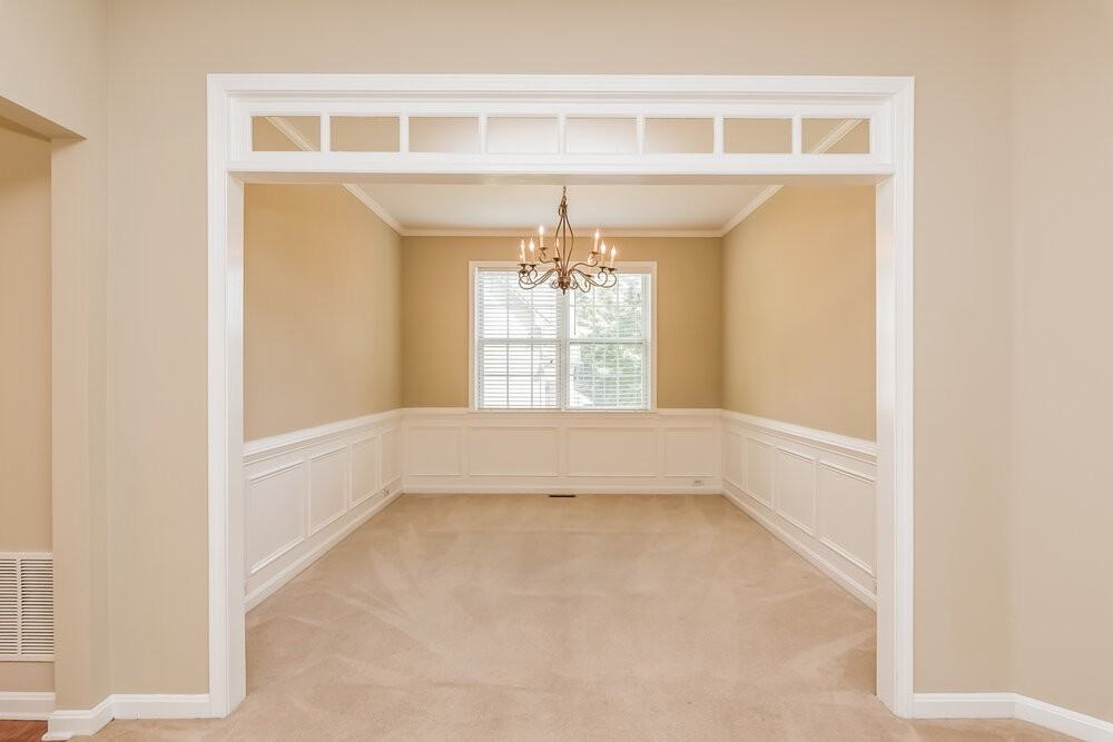 6049 Brookmere Ln - Photo 6 of 19