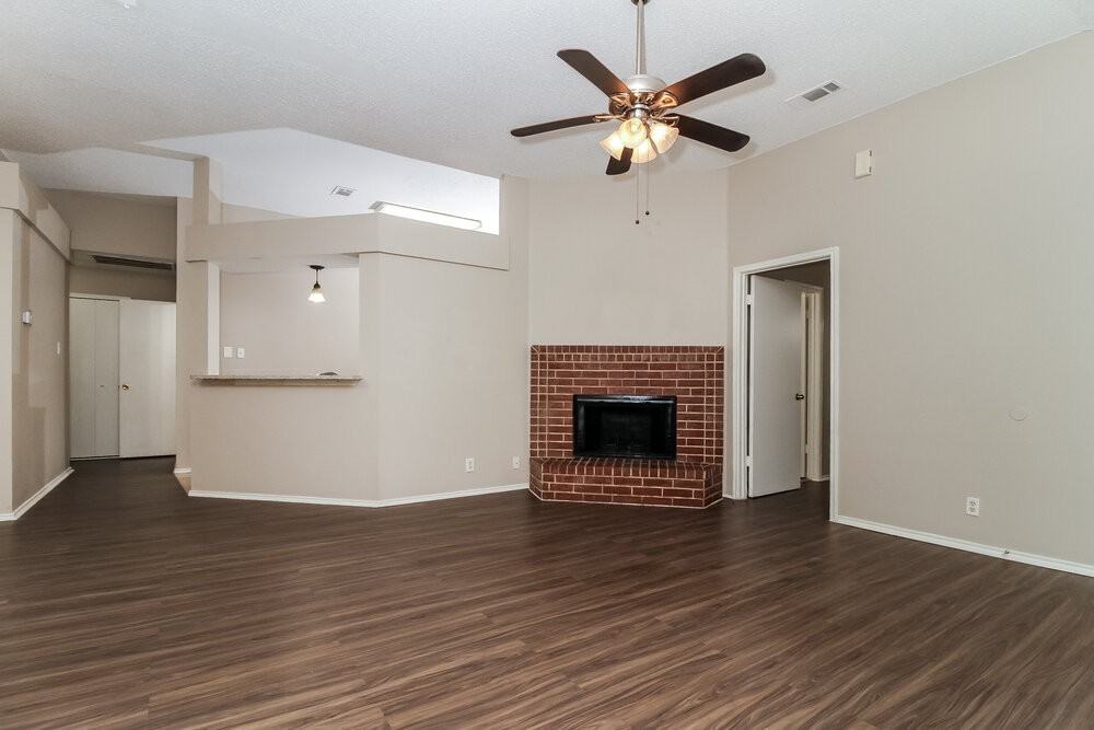 6122 Ashley Spgs - Photo 5 of 22