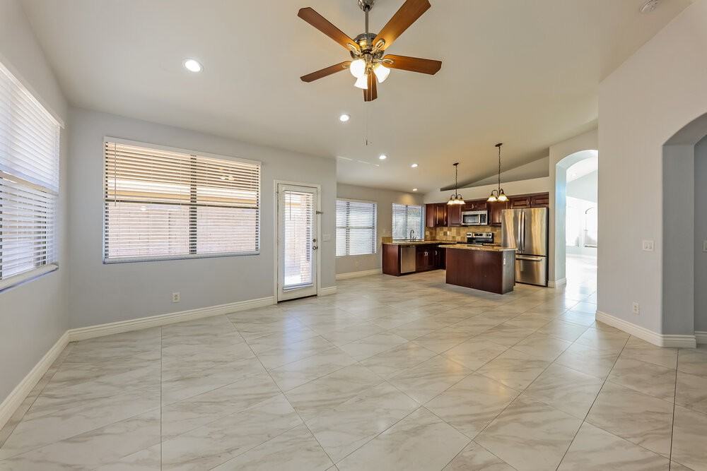 6490 W Wahalla Ln - Photo 6 of 16