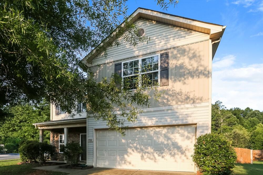 10812 Maryanna Ct - Photo 4 of 17