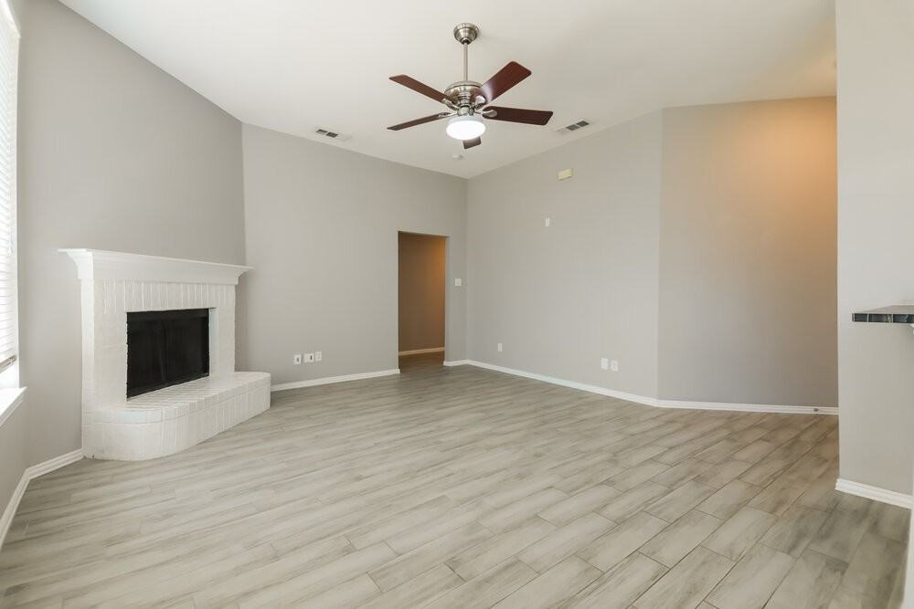 2504 Castle Ridge Dr - Photo 7 of 16