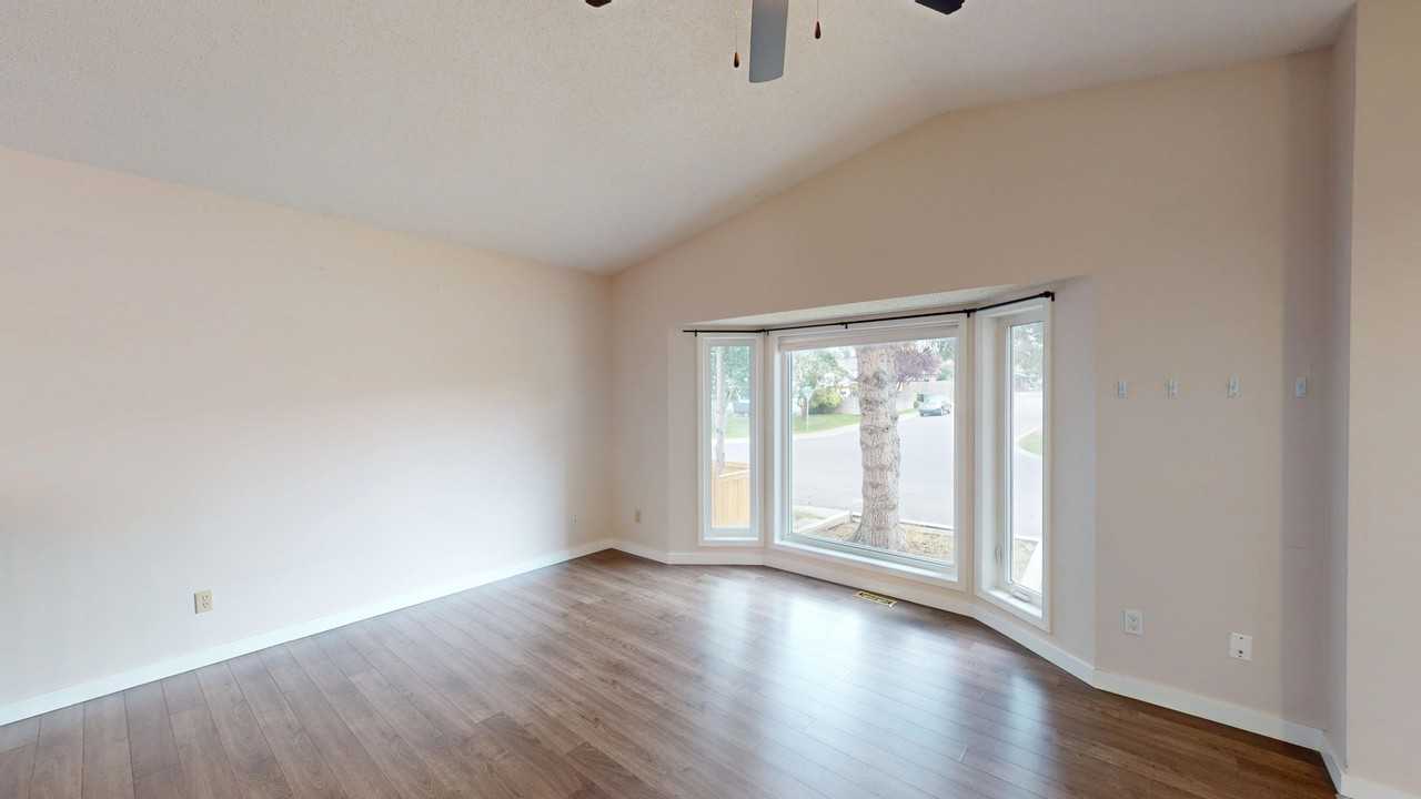 88 Macewan Park Way Nw Uppr - Photo 2 of 15