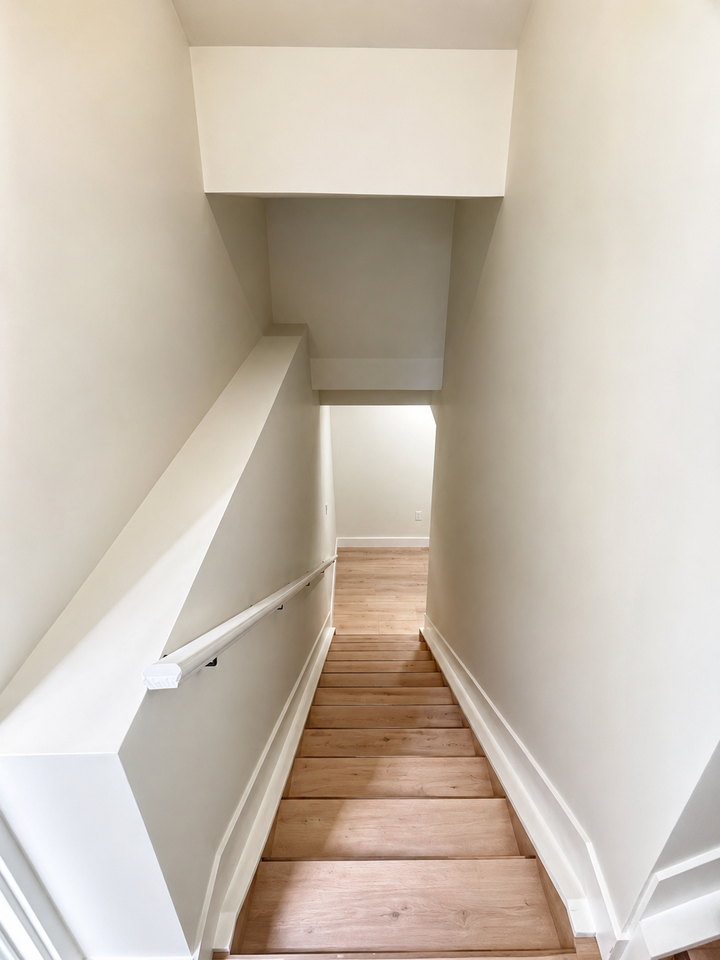 12955 121 St Nw - Photo 2 of 22
