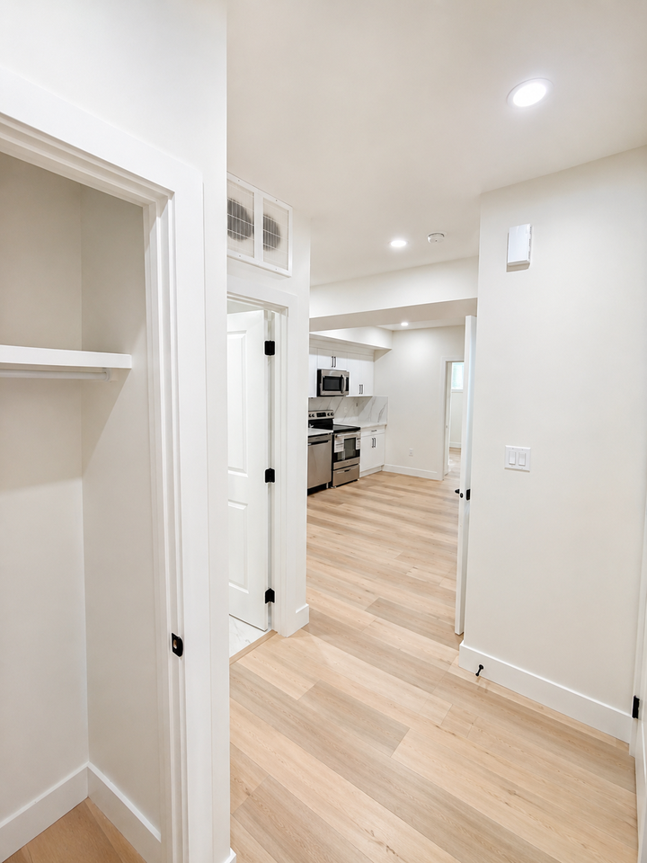 12955 121 St Nw - Photo 4 of 22