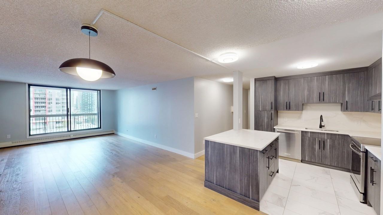 940, 1001 13 Ave SW - Photo 2 of 16