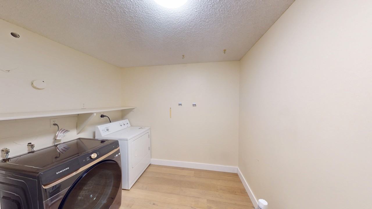 940, 1001 13 Ave SW - Photo 7 of 16