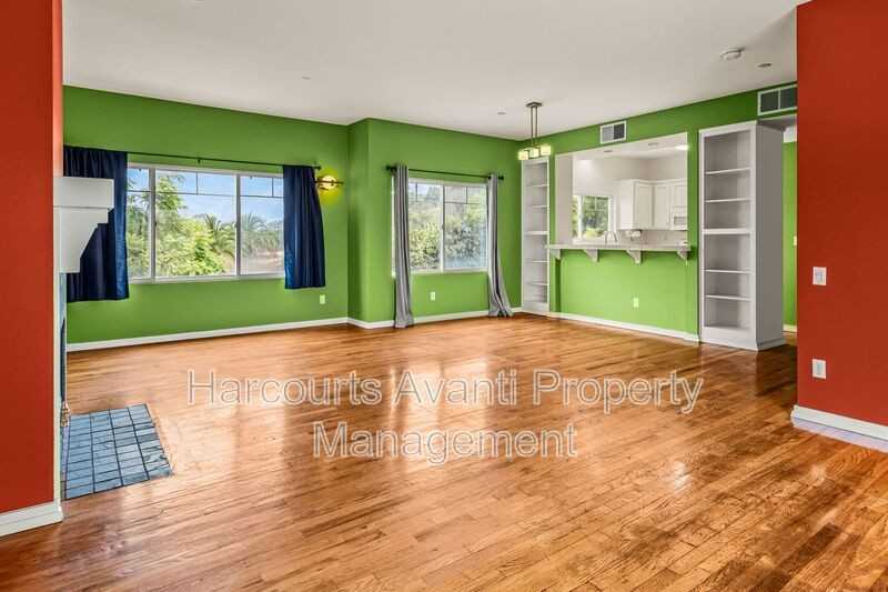 1352 24th St - Photo 3 of 27