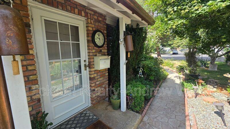 100 Hunter Lake Dr - Photo 3 of 22