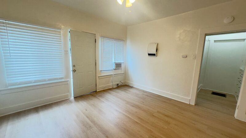 545 N Oakland Ave #2-91101 - Photo 3 of 8