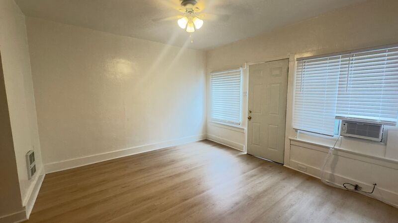545 N Oakland Ave #2-91101 - Photo 4 of 8