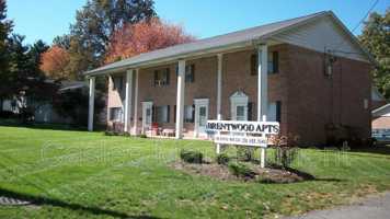 featured image of 460 Laurel Dr